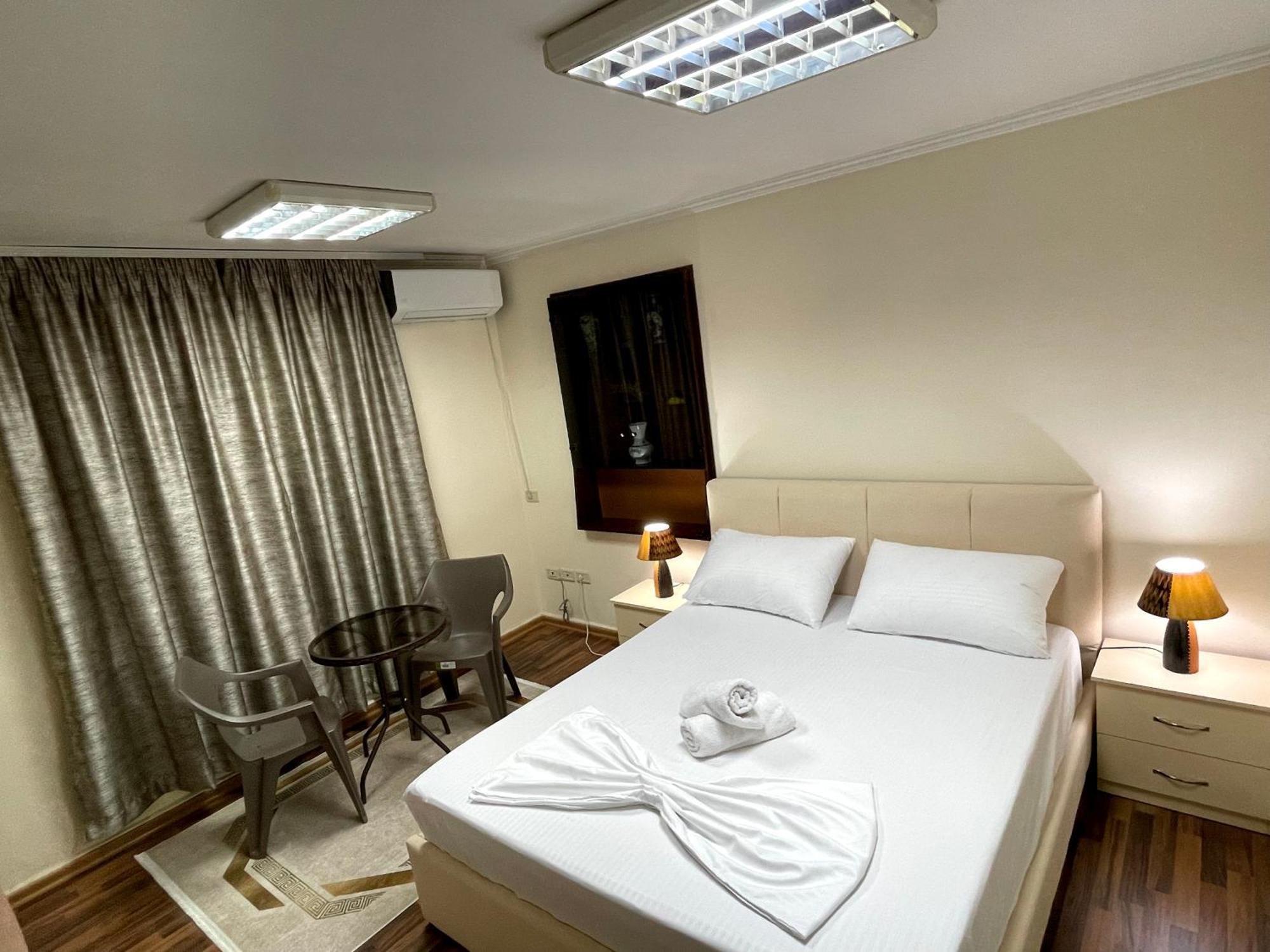Lb Apartments Тирана Экстерьер фото