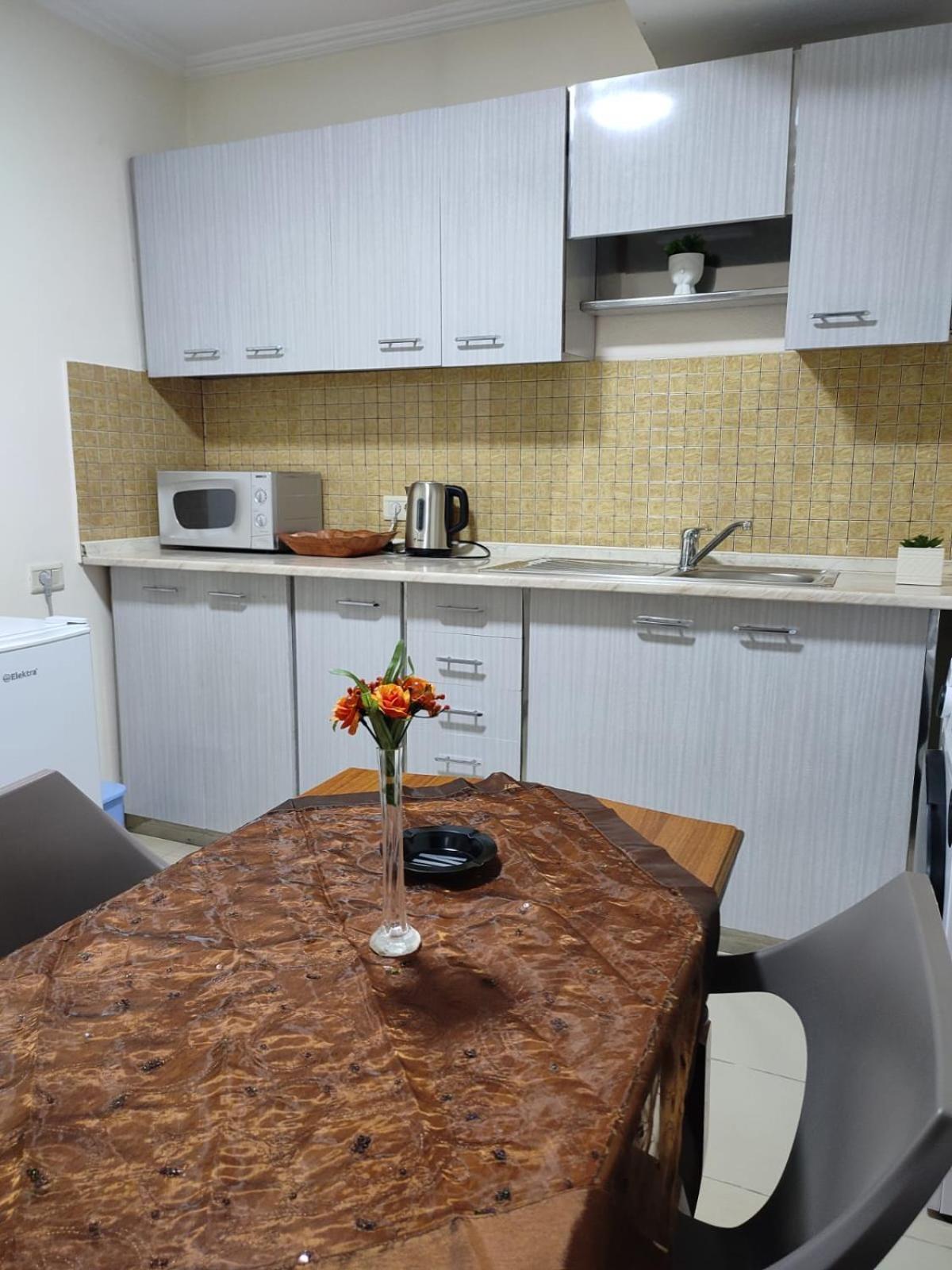 Lb Apartments Тирана Экстерьер фото